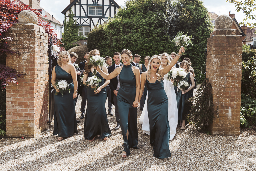 F+A-wedding-party-entrance-shiplake-wedding