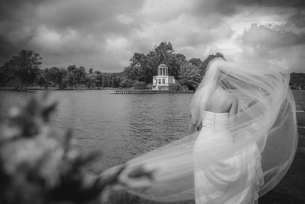 R+M Bride about to board boat to Temple Island wedding